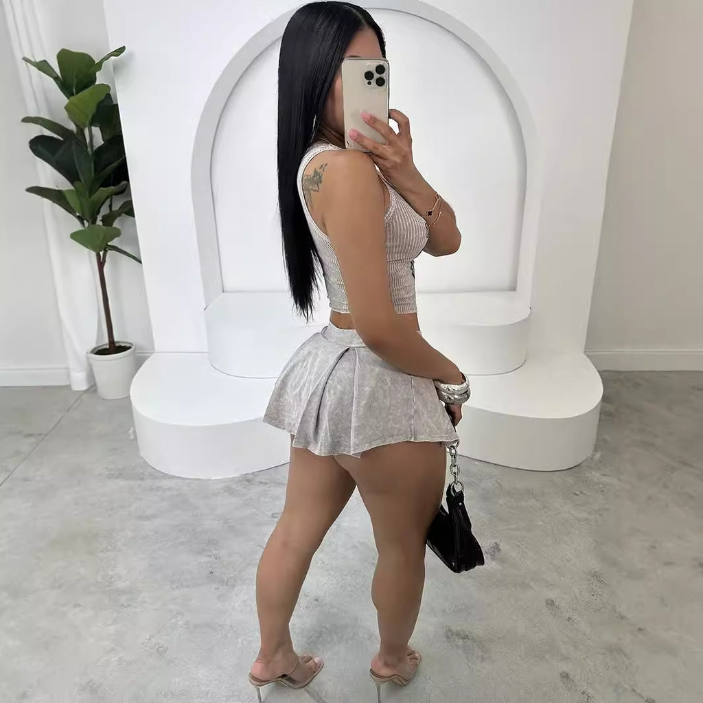 Tight hot girl short vest top pleated short skirt set