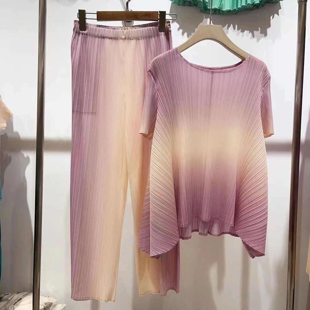 Pleated Gradient Set For Women Short Sleeves Loose Shirts With Wide Leg Pants Female Elegant Clothing Summer